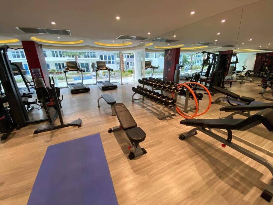 Large Luxury, Pool View, Grand Avenue, Pattaya - 202公寓 外观 照片